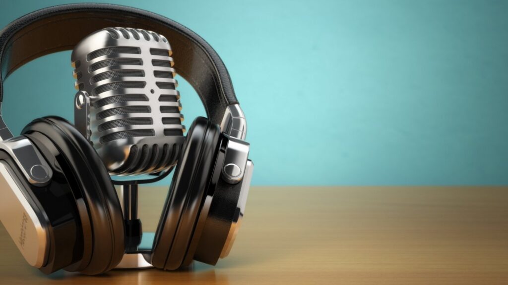 Podcast image - headphones and a microphone